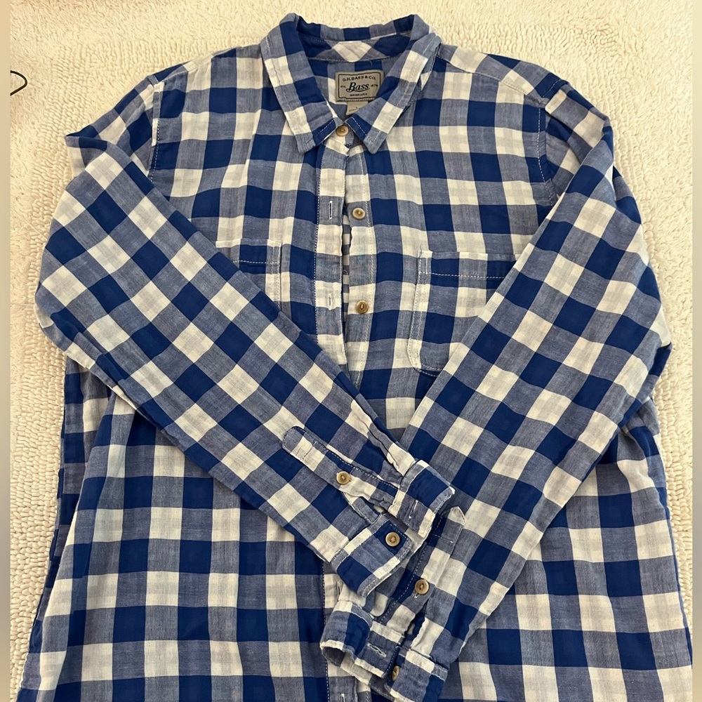 Adorable blue and white check shirt